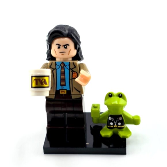 Other - NEW Marvel Studios LOKI Lego Compatible TVA LOKI Minifigure LOKI Avengers Figure